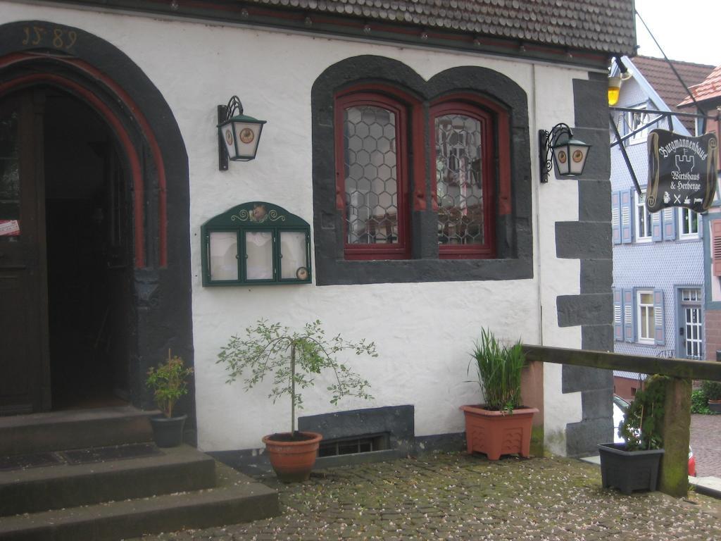Burgmannenhaus Hotel Steinau an der Strasse ภายนอก รูปภาพ